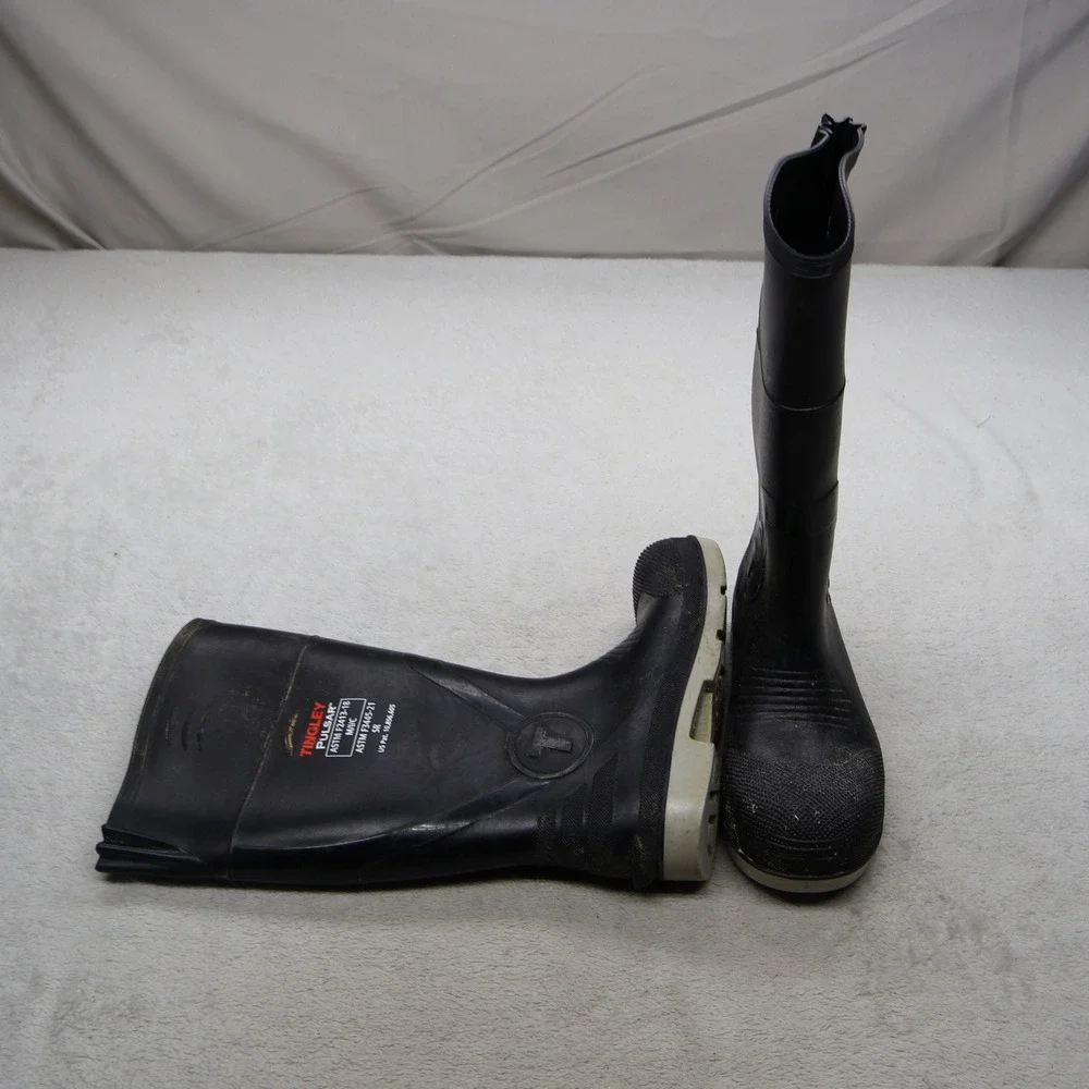 Tingley Pulsar Unisex M3 W5 Rain Boots Black Slip Resistant Waterproof Utility